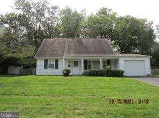 15907 Pointer Ridge Dr, Bowie, MD 20716