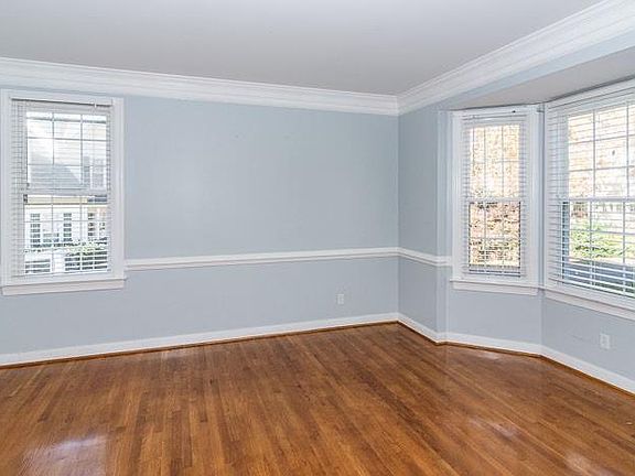 4th image of 9163 Sycamore Hill Pl