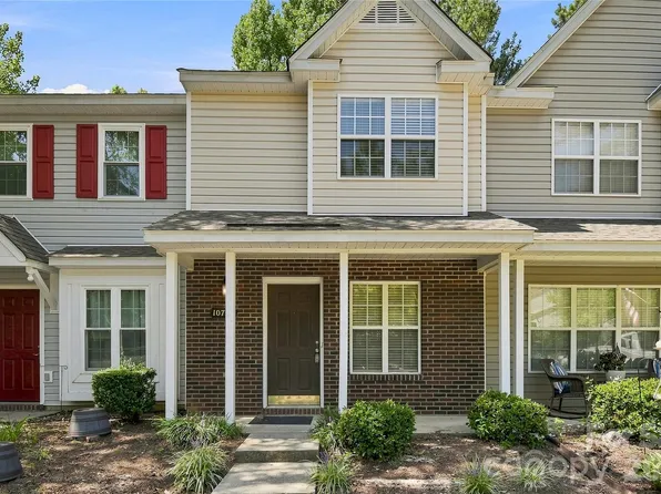 10728 Holly Ridge Blvd, Charlotte, NC 28216