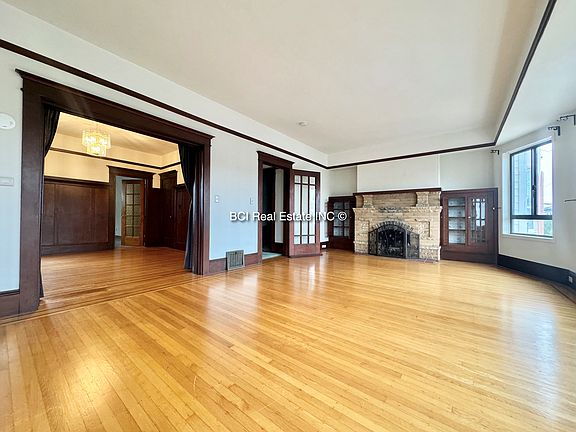 2nd image of 1714 Anza St
