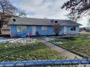 1118-1120 Arlington Dr, Moses Lake, WA 98837