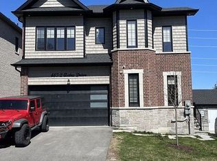 487 Aztec Dr #2, Oshawa, ON L1J7S7