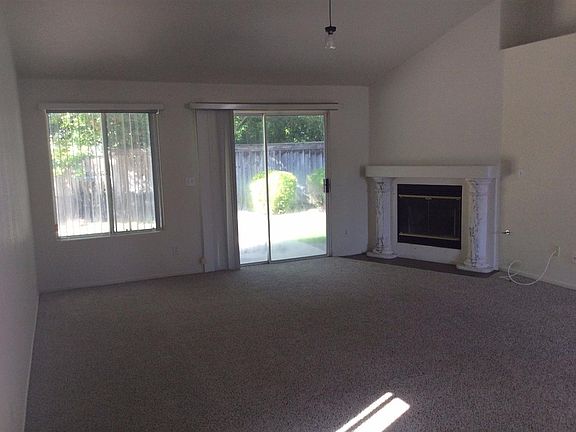 2nd image of 9463 N Whitehouse Dr