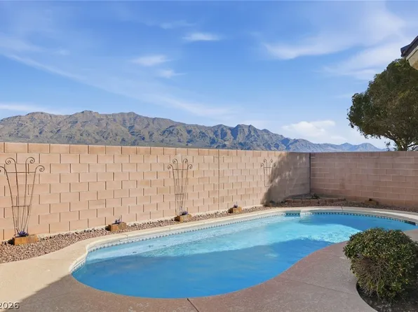 6824 Woodland Vase Ct, Las Vegas, NV 89131