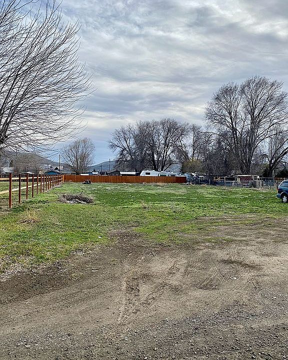 1/2 Acre  