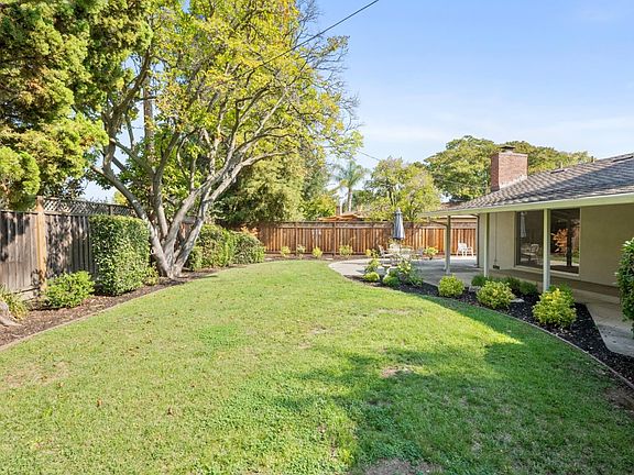 5th image of 12775 Saratoga Glen Ct