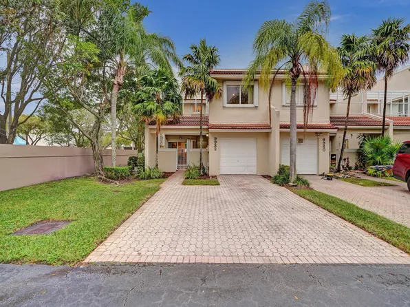 9932 NW 43rd Terrace, Doral, FL 33178