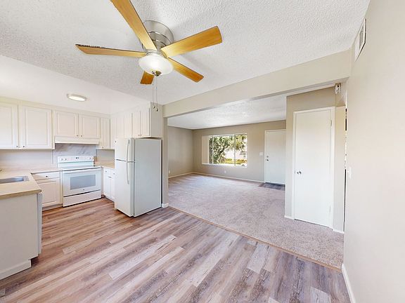 2nd image of 1669 Catalina Ct #34
