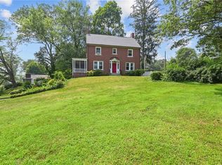 2 Edgewood Blvd, Cranston, RI 02905