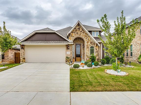 2nd image of 4141 Sweet Clover Ln