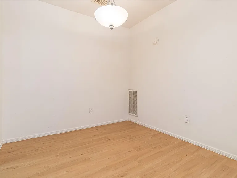 9707 Richmond Ave #134 — Photo 17