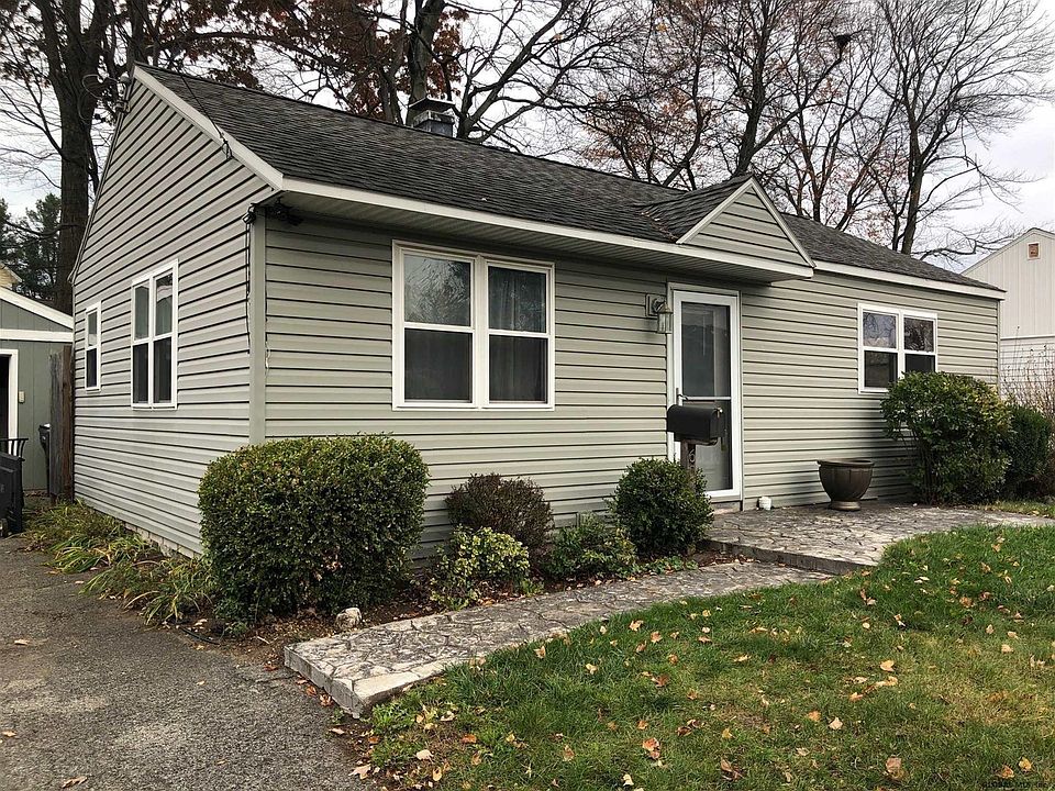1st image of 60 Rooney Ave