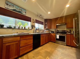 3613 Sequoia Ln, Eureka, CA 95503