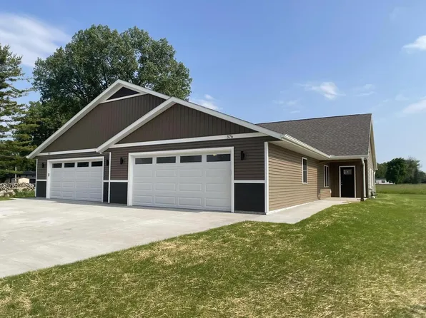 372 Canal Street, Berlin, WI 54923