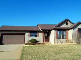 25925 Quail Ridge Dr, Elkhart, IN 46514