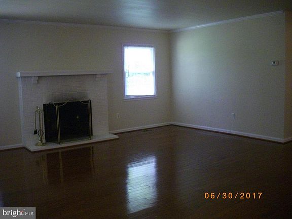 4th image of 13005 Maepine Ct