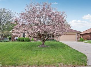 5178 Cave Ct, Greenwood, IN 46142