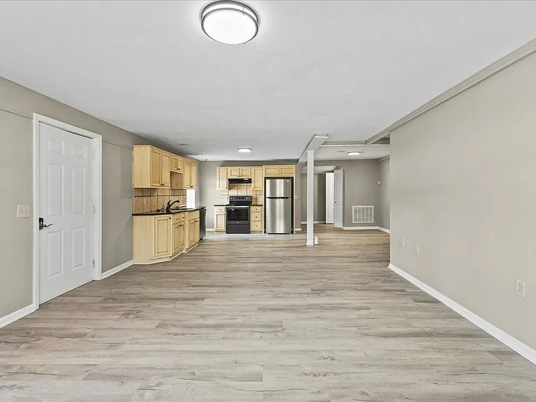 102 Bacon Rd — Photo 3