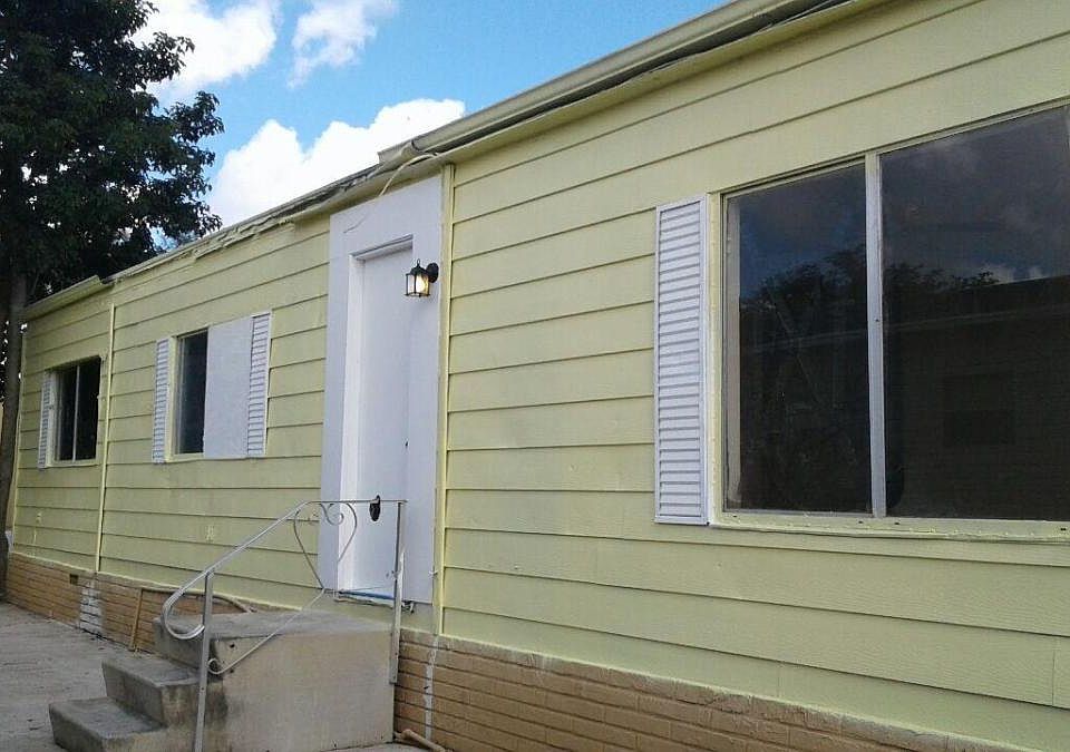2nd image of 23141 Rainbow Rd