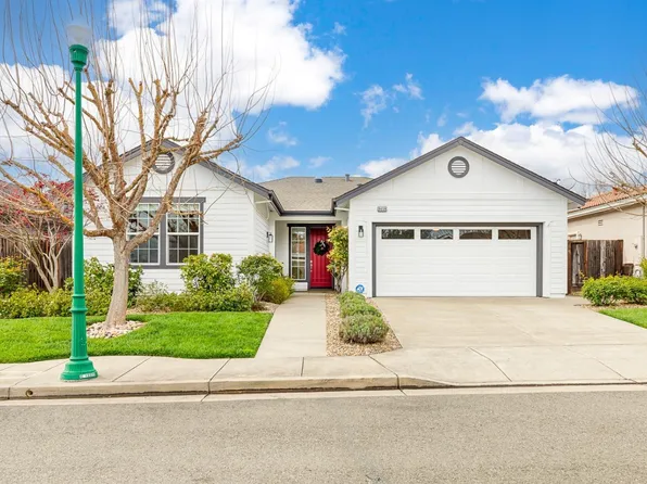 9458 Oak Trail Circle, Santa Rosa, CA 95409