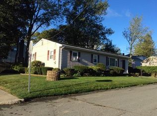 25 Hemlock St, Fall River, MA 02720