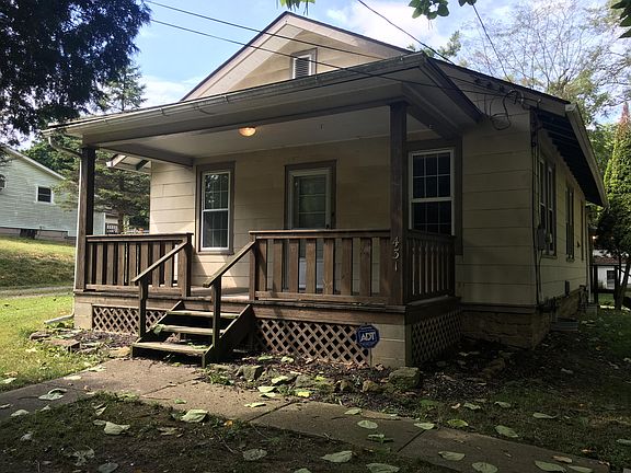 2nd image of 431 W National Dr