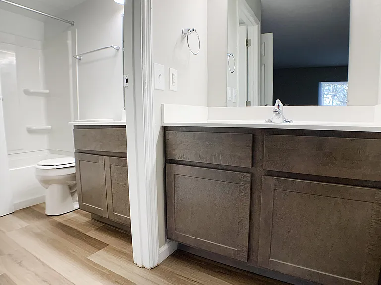 Steeplechase Apartments — Photo 52
