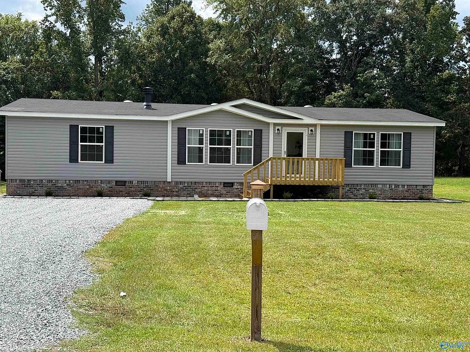 1st image of 483 Nelson Hollow Rd