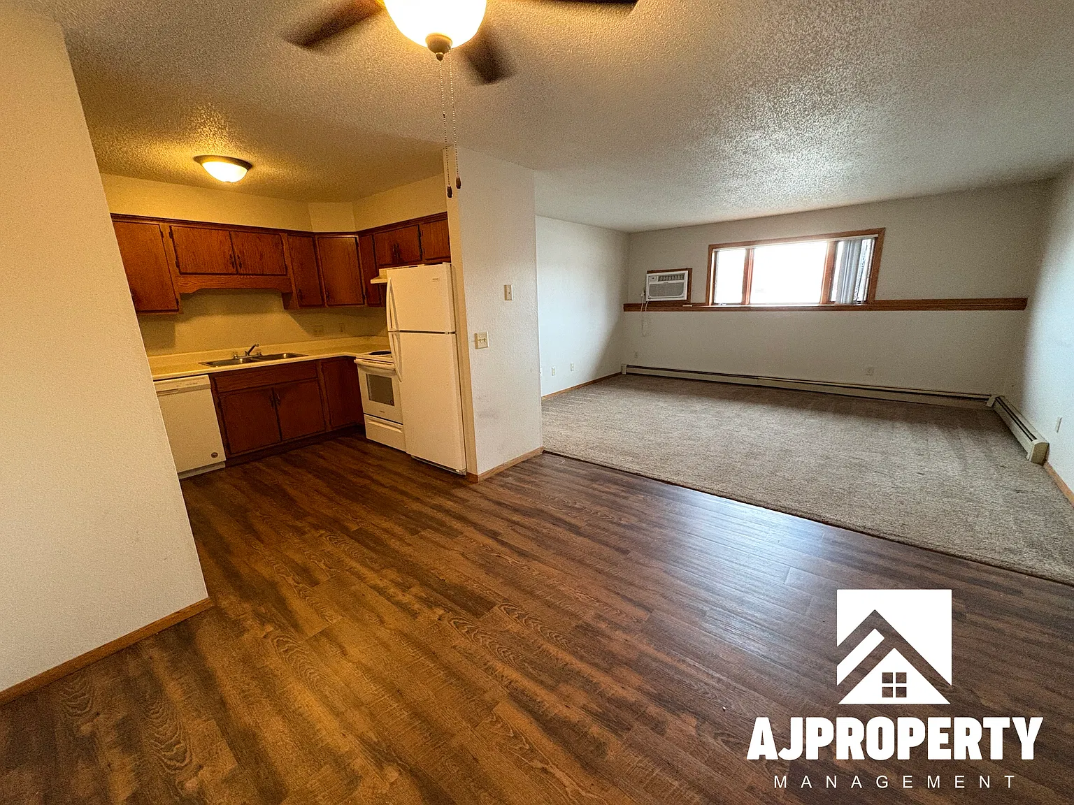 2 bed, 900 sqft, $800 — Photo 3