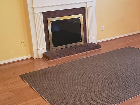 5th image of 2801 Redfield Dr