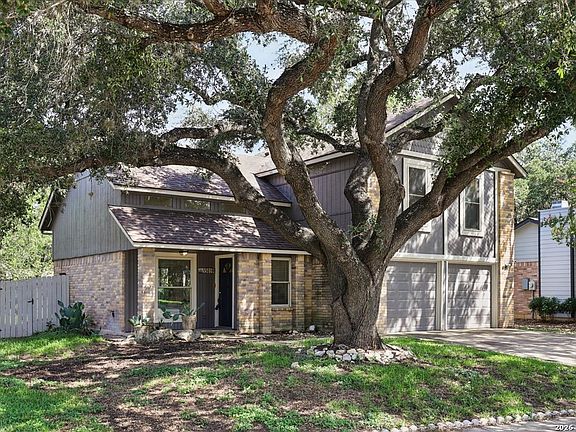 3rd image of 15019 MORNING TREE ST