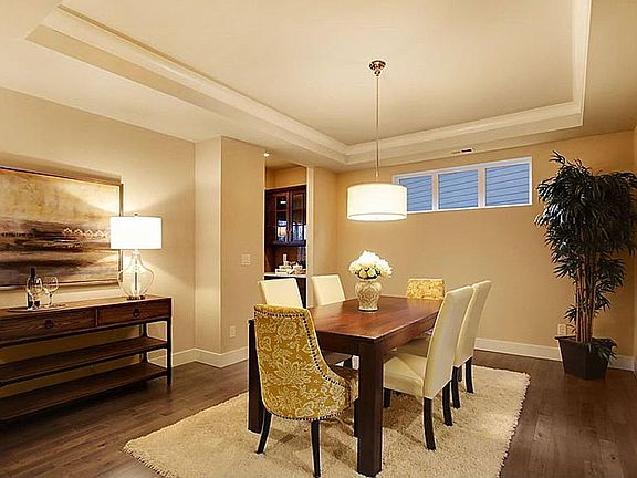 Formal Dining