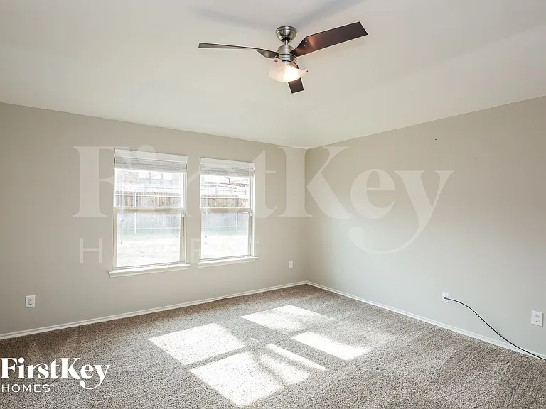 1313 Waco Turner — Photo 2