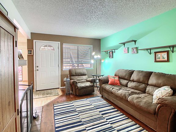 4th image of 6009 Yarrow St APT J