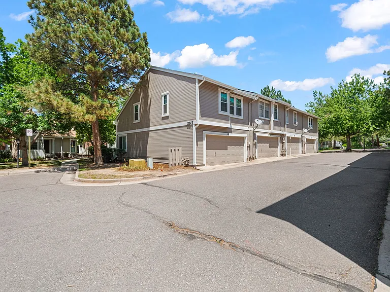 2877 W Long Cir — Photo 27