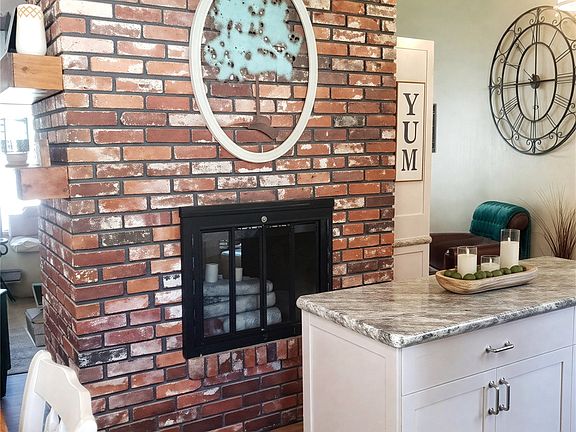 4th image of 71 Roza Rd