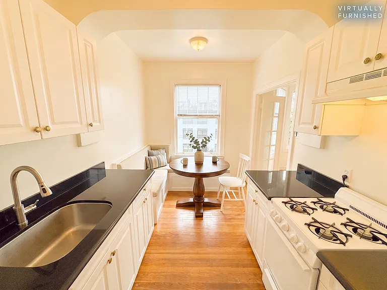 2495A Sutter St #2 — Photo 2
