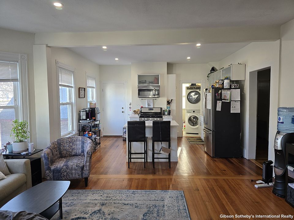 Kitchen/Living room