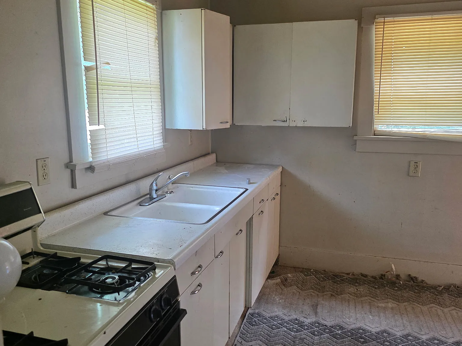 2 bed, 864 sqft, $900 — Photo 3