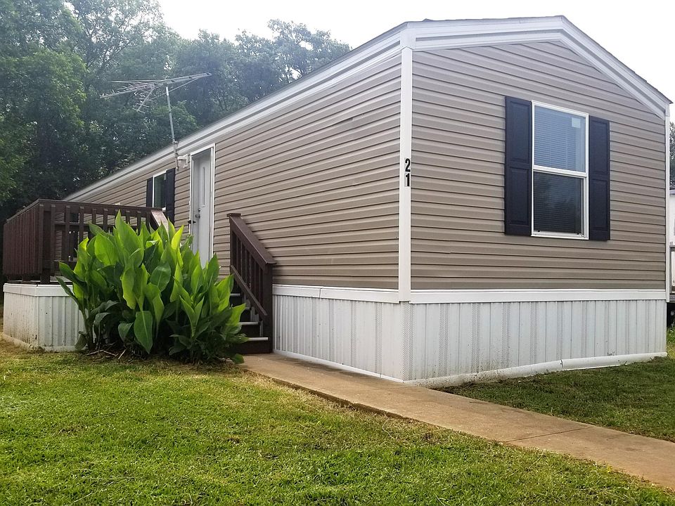 1st image of 511 E Oakdale St Lot 314