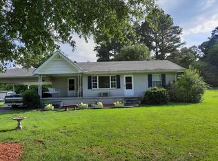 824 Murray Dr, Chatsworth, GA 30705