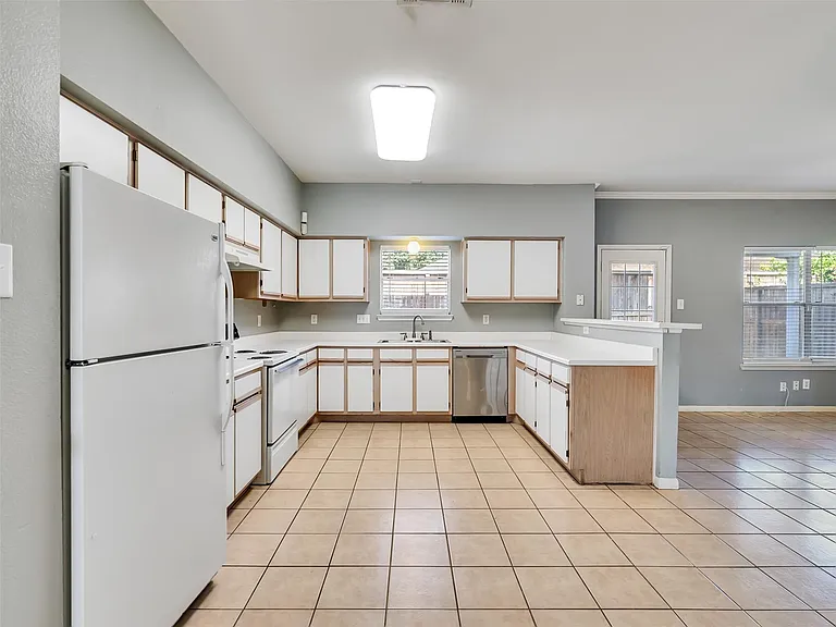 11703 Emerald Hill Dr #C — Photo 13