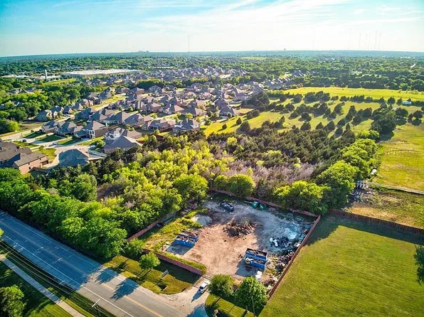 601 N Westmoreland Rd, Desoto, TX 75115