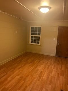 5th image of 210A E Lake St