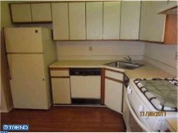 4th image of 26 Mendrey Ct
