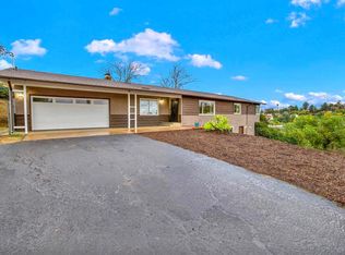 9302 Marilla Dr, Lakeside, CA 92040