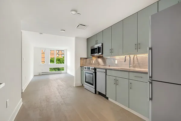 Rented by Halstead Real Estate | media 10