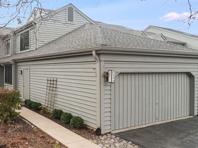 2396 Oak Hill Rd S, Barrington, IL, 60010