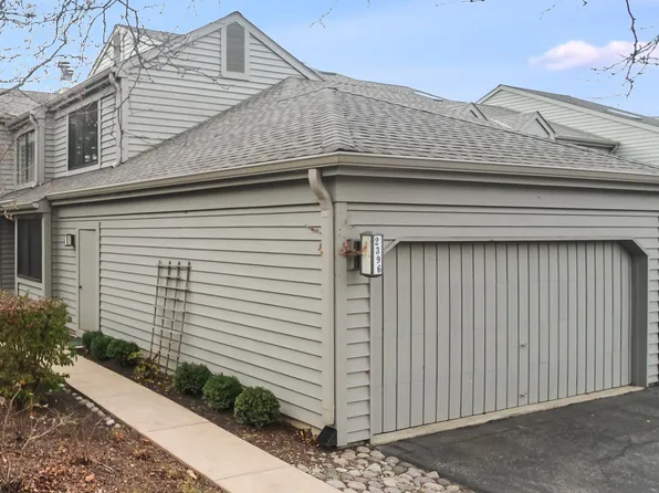 2396 Oak Hill Rd S, Barrington, IL 60010