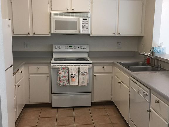 5th image of 7565 Charmant Dr Unit 607